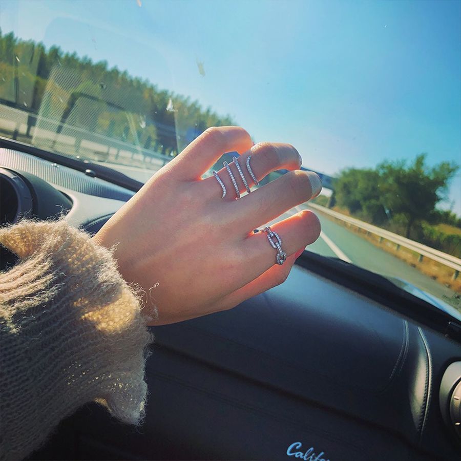 Fashionable Copper Linked Chain with Lab Diamonds - Elegant Engagement & Wedding Band