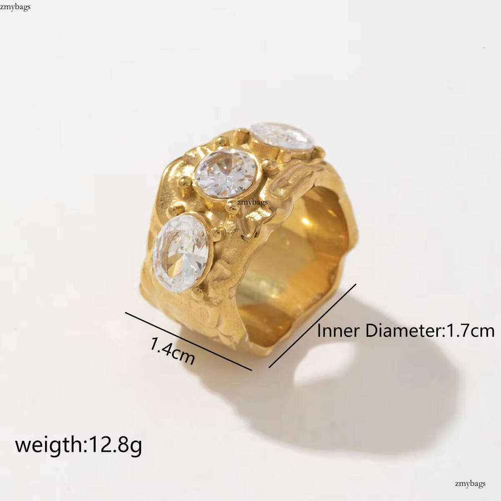 Luxury unisex stainless steel gold round glass hammer ring with VVS Moissanite, used for weddings, engagement parties or gifts