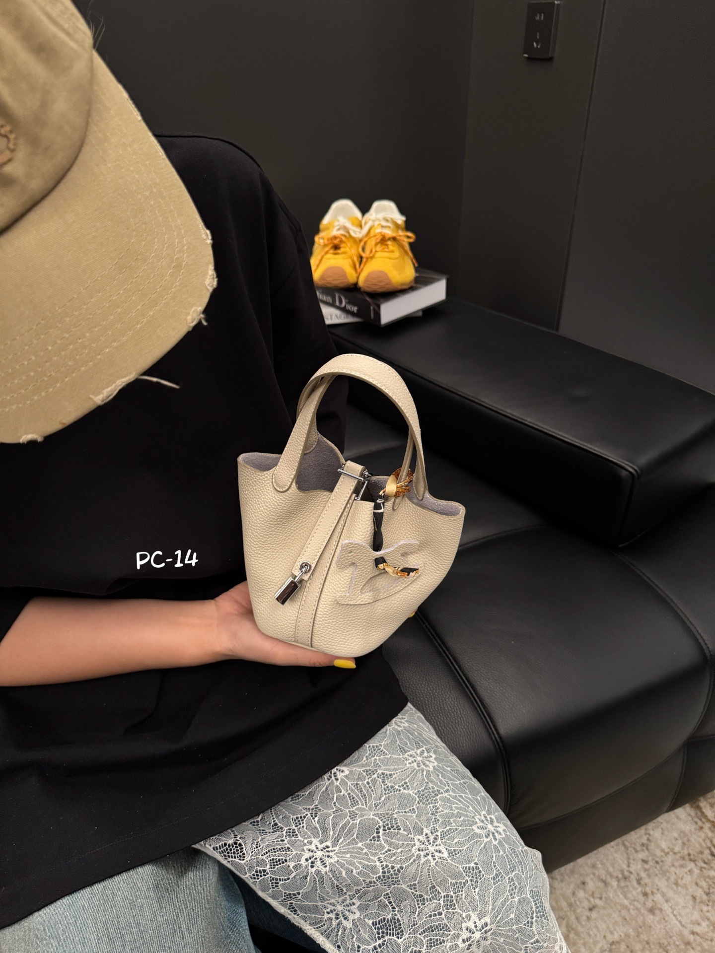 Free shipping designer bag 2025 Niche Lychee Grain Cowhide Mini Basket Bag For Women New Fashion Exquisite Shoulder Bag Crossbody Bag