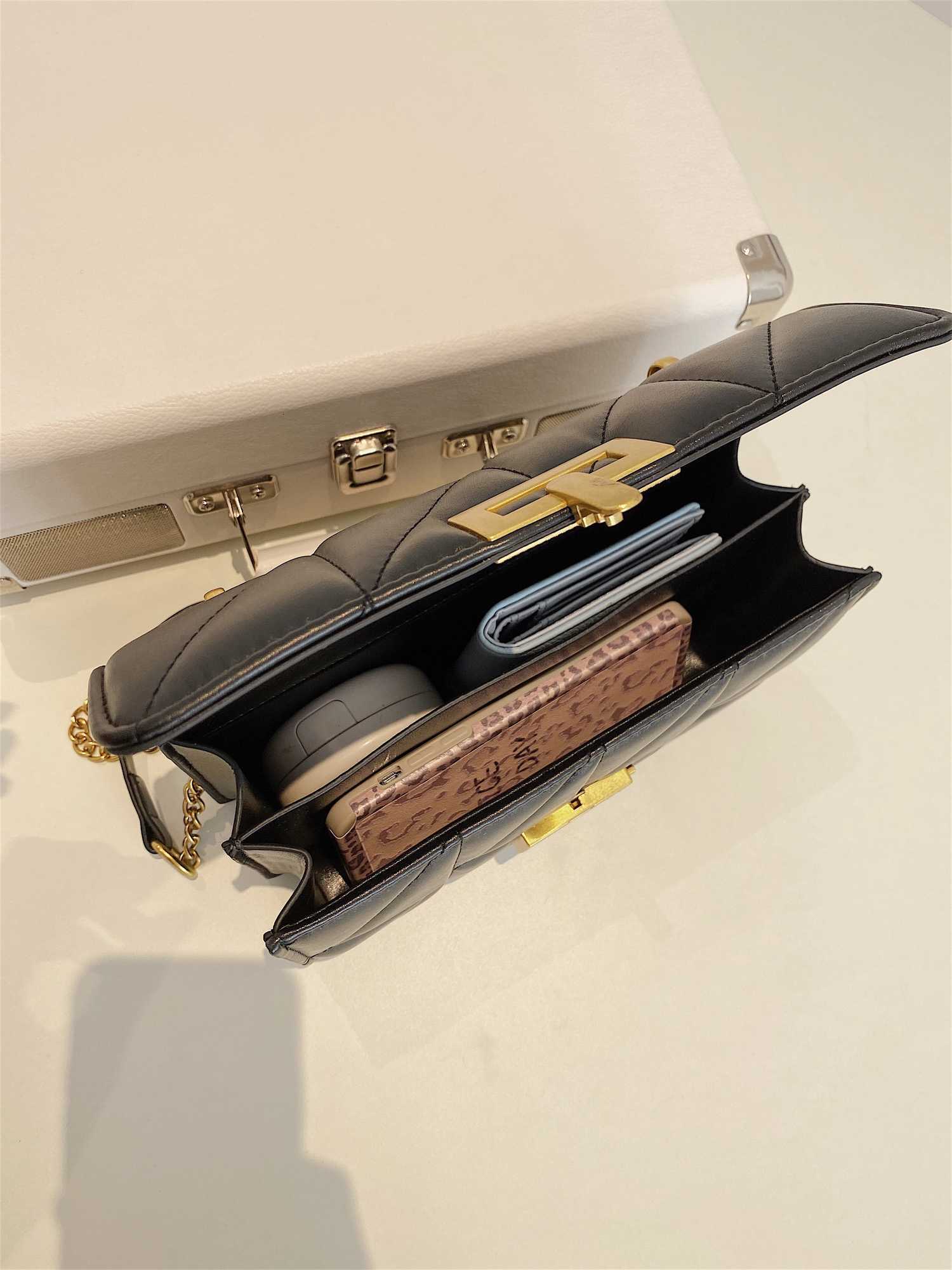 Lock Buckle Embroidered Thread PU Solid Color Small Square Bag Mens Chain Shoulder Bag Y250722