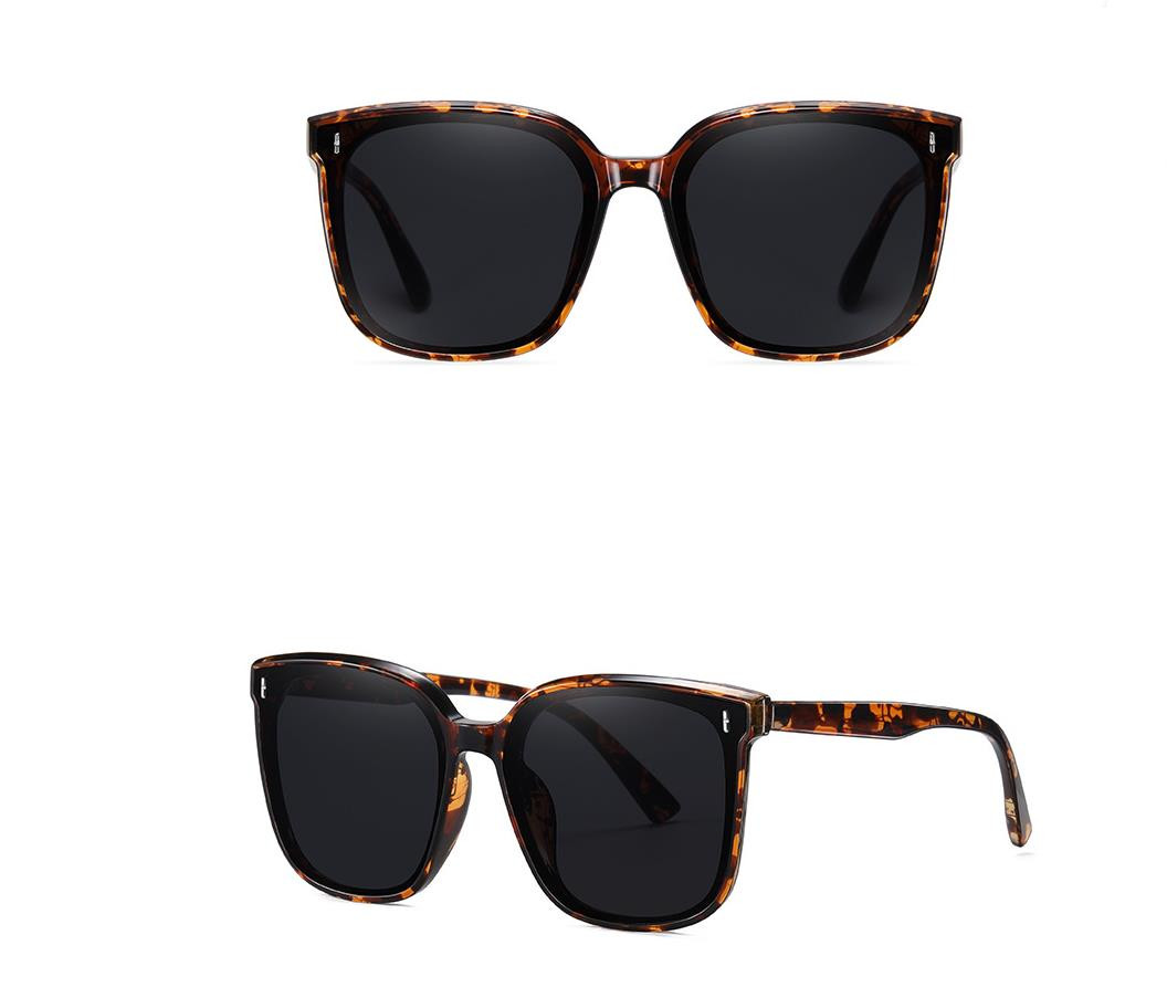 Designer Sunglasses For Women Men Vintage Style Sunglasses Fashion Classic Sunglasses Luxury Polarized Goggle Pilot PC Frame Oversized UV400 Eyewear S