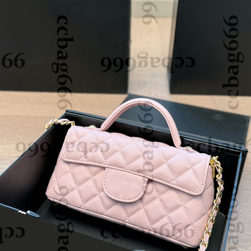 25P Lambskin Top Handle Totes Flap Quilted Chain Bags Classic Luxury Designer Women Handbags Party Clutch Cosmetic Case Makeup Phone Card Holder Purse 19x10cm