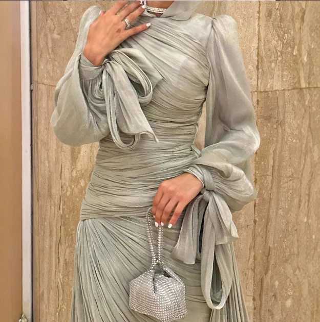 Ele Solid Color Hooded Sparkling Flowing Sand Dress for Women Ele Solid Color Trailing High Waisted Long Sleeve Dress XJ250722