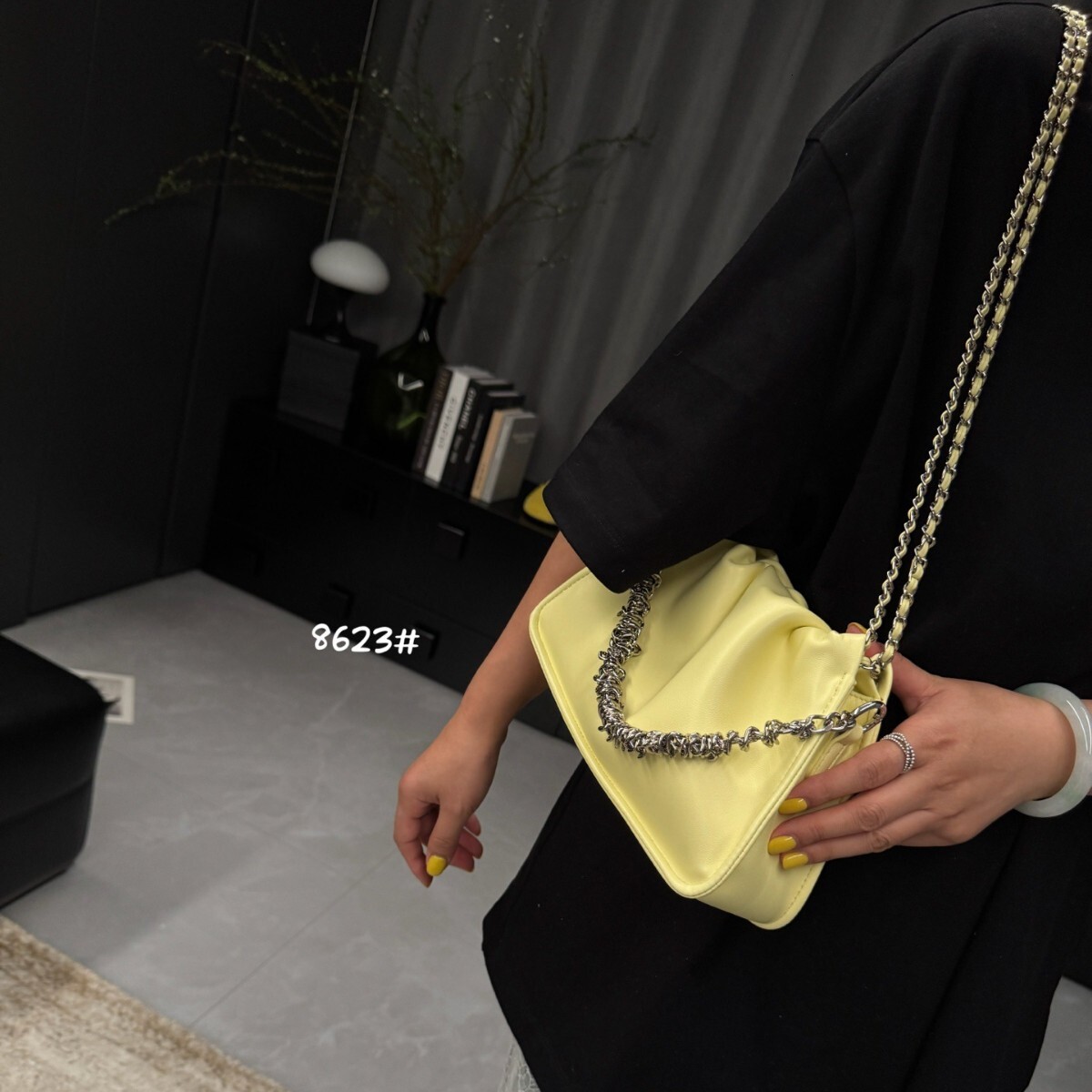 Free shipping designer bag 2025 High End Chain Underarm Cloud Bag For Women Summer New Fashion Crossbody Bag Versatile Bag Casual Shoulder Bag