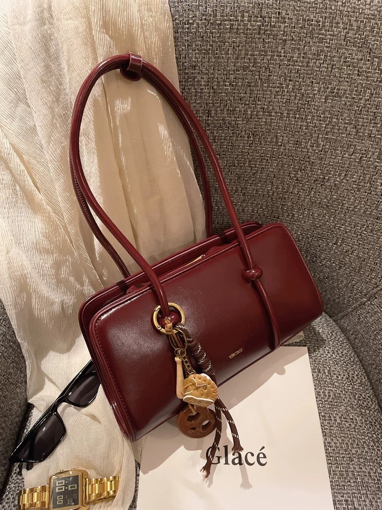 Free shipping designer bag 2025 Trendy Retro Niche Vintage Underarm Bag For Women New Fashion Versatile Handbag Crossbody Tote Bag