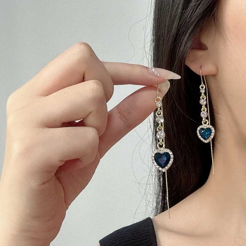 Exquisite Blue Heart Shed Zircon Earrings for Women Light Luxury Long Tassel Ear Line Temperament Wedding Party Jewelry Gift XJ250722