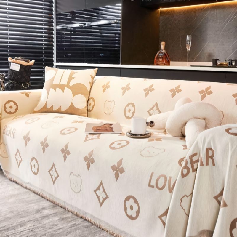 VIKAMA Cartoon Bear Printing Sofa Towel Non Slip Washable Living Room Universal Sofa Cover Cover Four Seasons Applicable Stain Resistant Easy Care