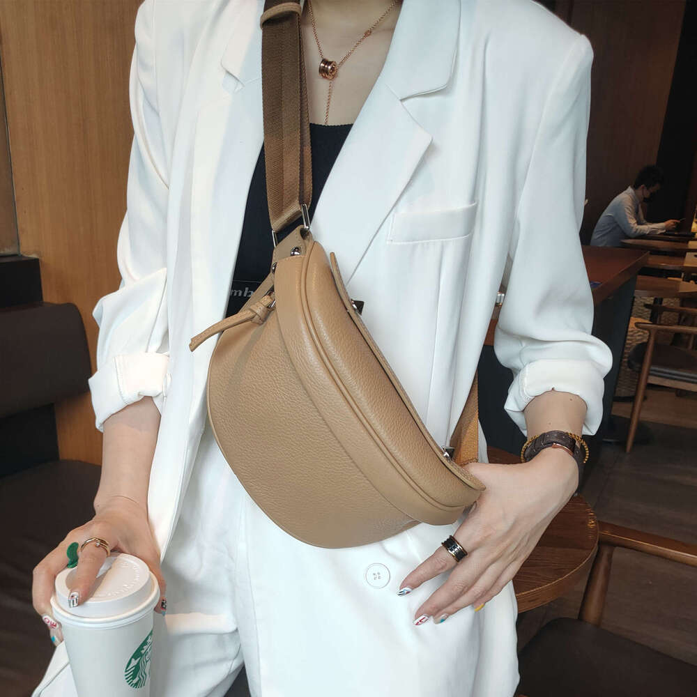 for Women New Casual Chest Simple Crossbody Top Layer Cowhide Soft Party Bag Fashion Versatile designer bag