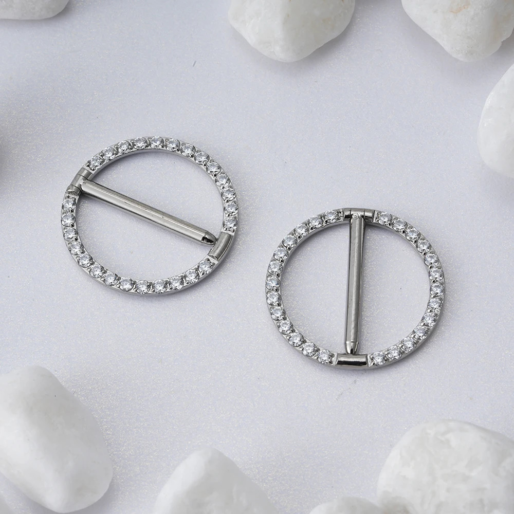 Right Grand ASTM 36 14G Circular CZ Clicker Nipple Shield Jewelry Round Nipple Ring Barbell Piercing for Women Girls 250722