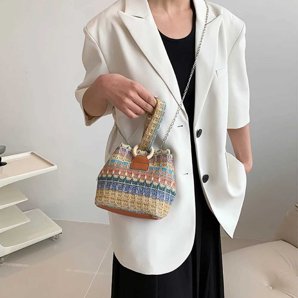 Colorful Str Bucket Bag Fi Hand-Woven Mini Bucket Bag Wen Chain Sling Purses Fem Crossbody Bag Summer Tote Hobo Bag Y250722