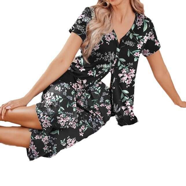 New Women's Pajamas Short Sleeve Top And Capri Pants Printed Pajama Set With Pockets B5