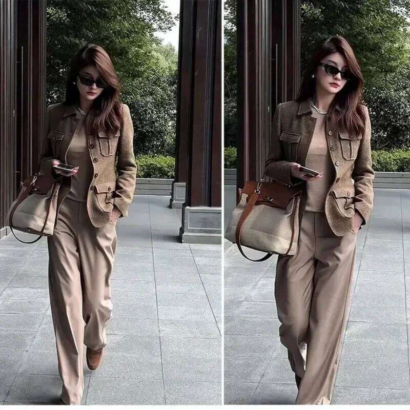 Spring and Autumn Women's Overalls Female New Style Vintage Warm Look Slimmer Fashion Women Jacket