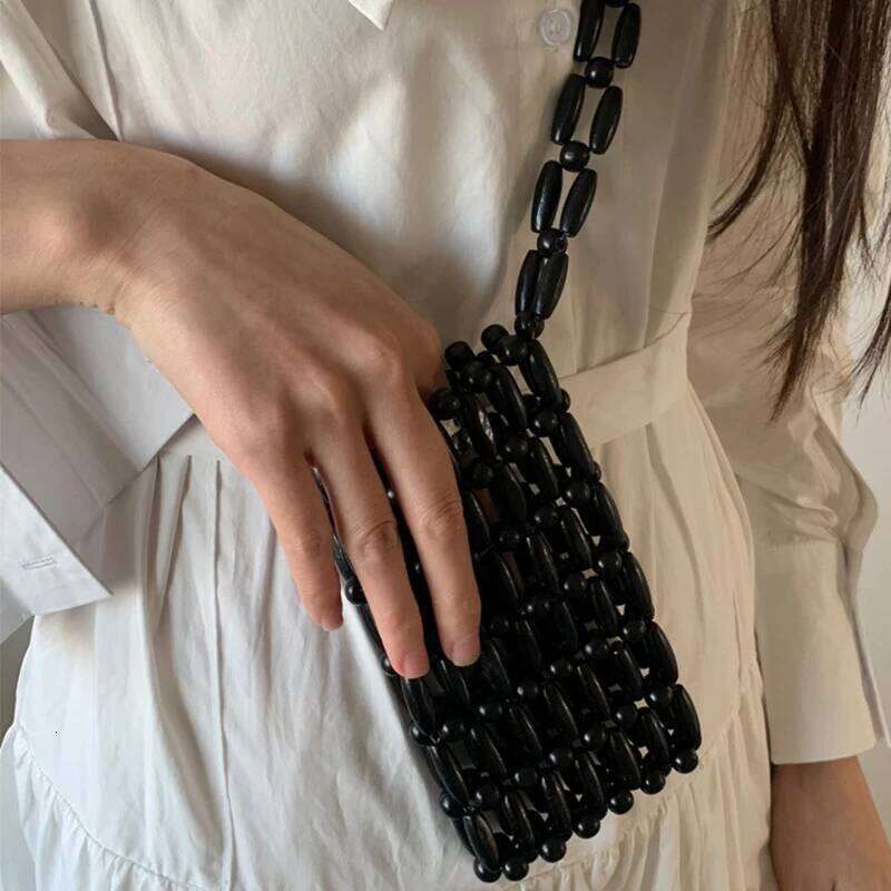 Vintage Wooden Bead Woven Mobile Phone Bag 2024 New Ins Minimalist Summer Vacation Beach Crossbody Bags for Woman