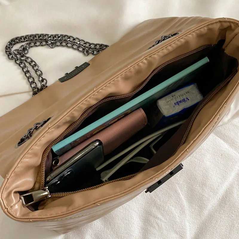 Fi Chain Strap Shoulder Bags For Women Casual Sewing Thread Crossbody Bag With Lock Ladies Handbags And Purses Y250722
