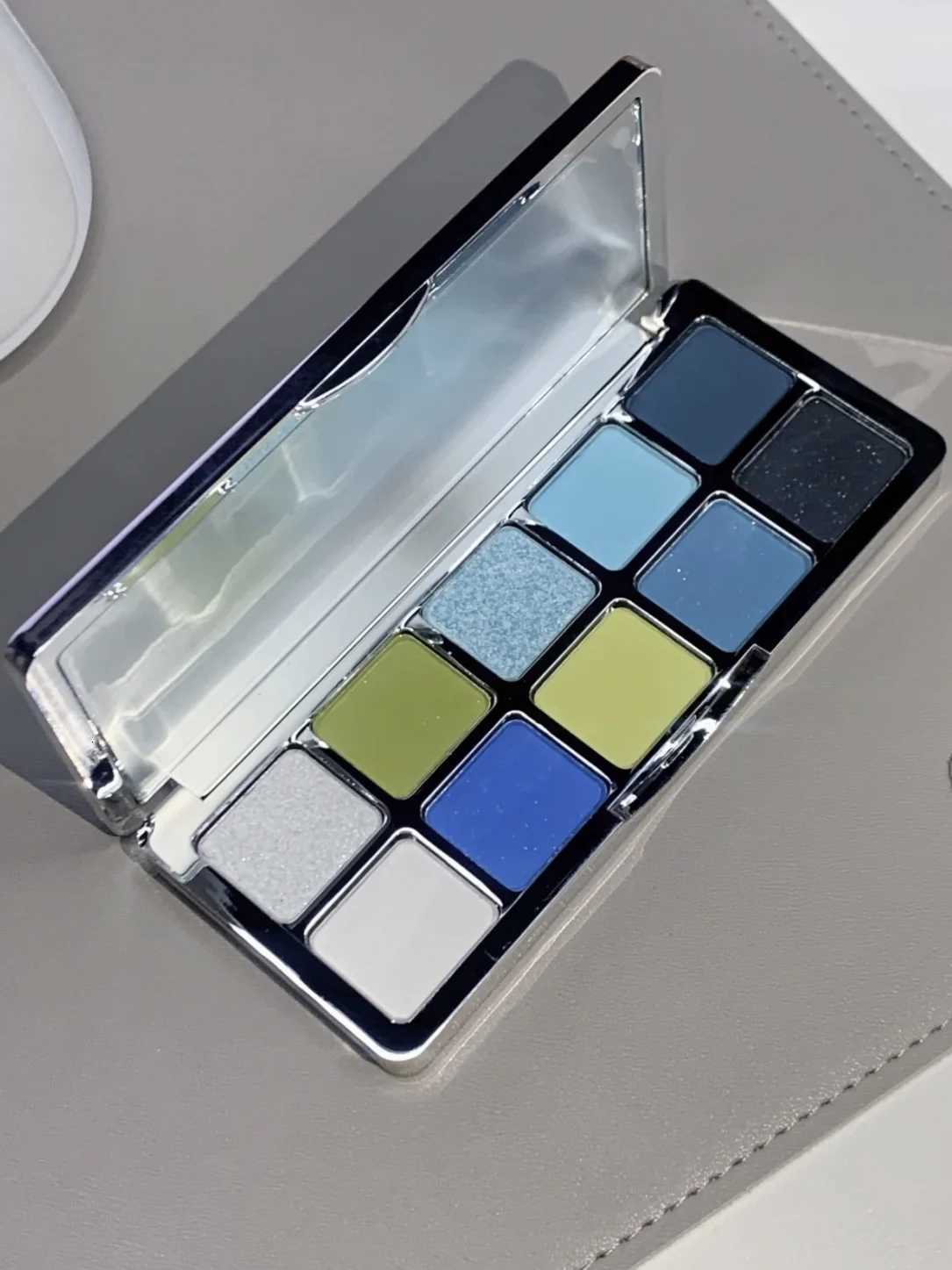 10 Colors Eyeshadow Palette Matte Shimmer Waterproof Sweatproof Long-lasting Shining Glitter Shadow Makeup 601 W250722