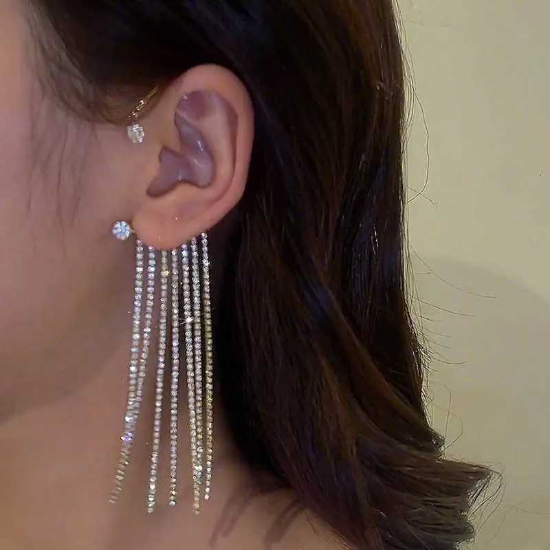 New Luxury Shining Zircon Rhinestone Long Tassel Ear Bone Clip Earring Ear Cuff Exquisite Earring Wedding Party Jewelry XJ250722