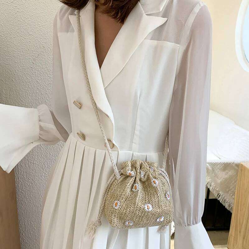 Straw Weave Bucket Rattan Women Summer Beach Bags Totes Casual Handbags Retro Mini Shoulder Messenger Bag