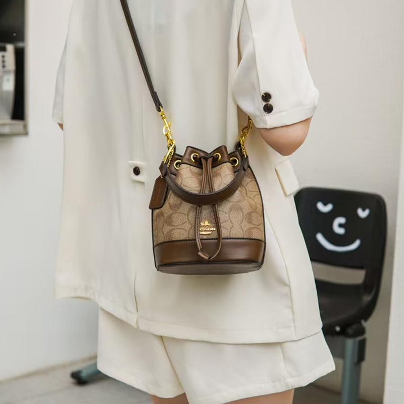 Designer bag Shoulder Bag Luxury Bag Crossbody Purse Designer Fashionable Drawstring Bucket Versatile Western Style Single Shoulder Handheld Crossbody