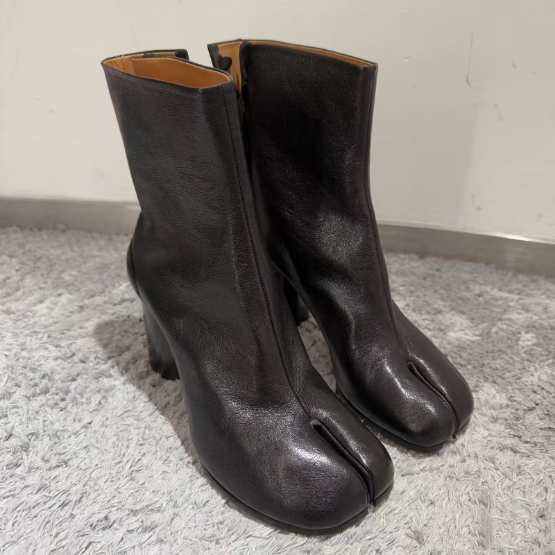 Top version of women's thick heel boots Vintage horseshoe heel fashion boots Tabi toe cap and calf Cowhide boots with a heel height of 6.5cm Master design branded shoes