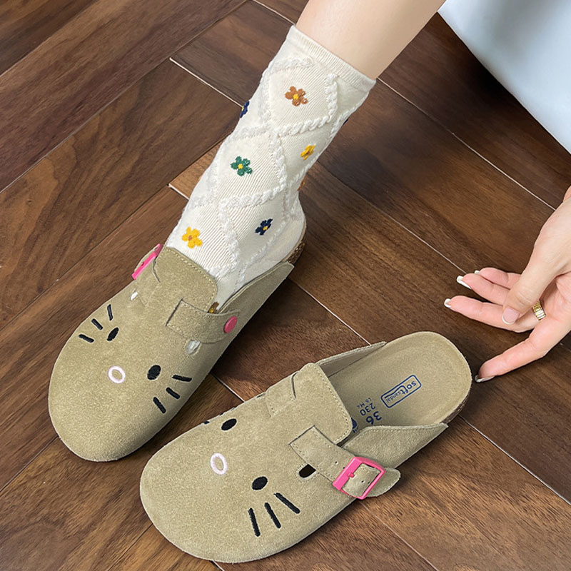 Embroidered cat slipper women's outerwear 2025 new thick-soled flip-flops women's designer shoes