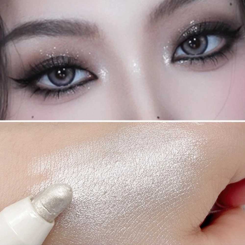 Eye Makeup Highlighter Pencil Under Eye Brightener Pencil Dual-End Eye Shadow Stick Smudge-Proof Eye Makeup Face Contouring W250722
