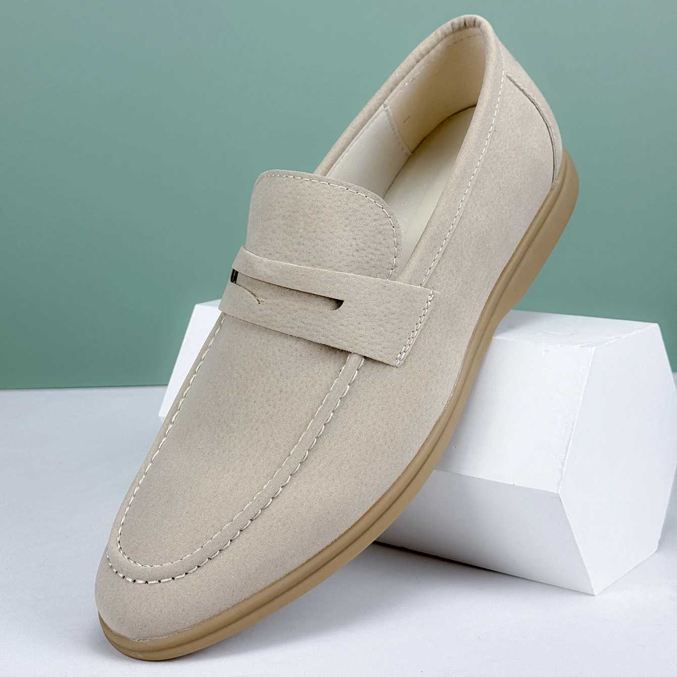 New Classic Suede Leather Men Shoes Slip On Loafers Penny Round Toe Dress Shoes for Men Daily Wedding Party Business Shoes XJ250722
