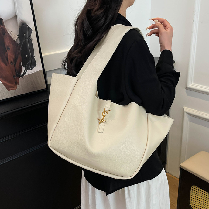 Designer Bag Shoulder Bag Luxury Bag Purse Tote Classic Logo Women's Tramp Bag High Quality Leather Large Capacity Crossbody Black Shopping Handb