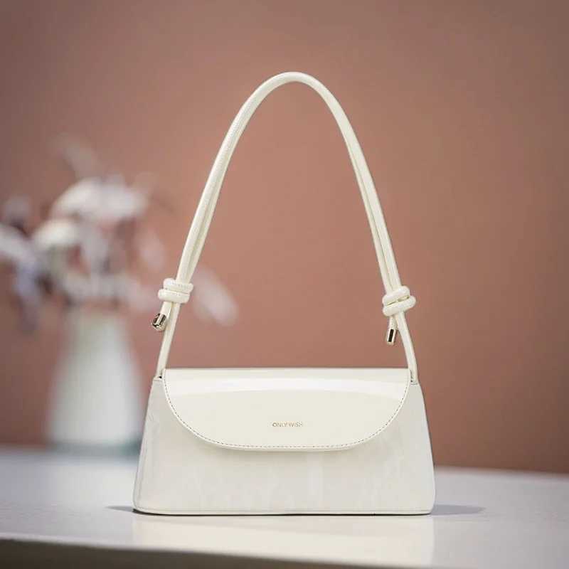Lady Fashion Simple French One-shoulder Crossbody Solid Color Fashion Underarm PU Leather Small Square Bag XJ250704