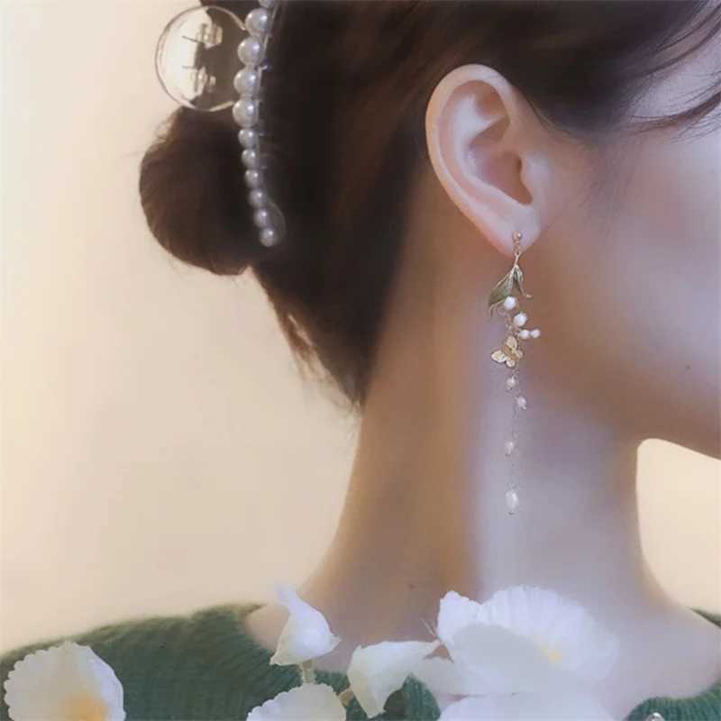 New Korean Flower Asymmetrical Dangle Earrings for Women Long Tassel Butterfly Imitation Pearl Cat Drop Earrings Party Jewelry XJ250722