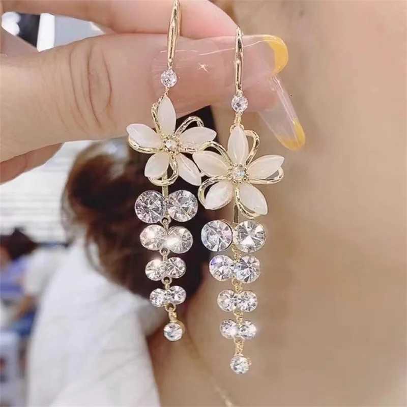 Luxury Crystal Flower Tassel Drop Earrings for Women Shiny Zircon Opal Long Dangle Earrings Girls Party Wedding Jewelry Gift XJ250722