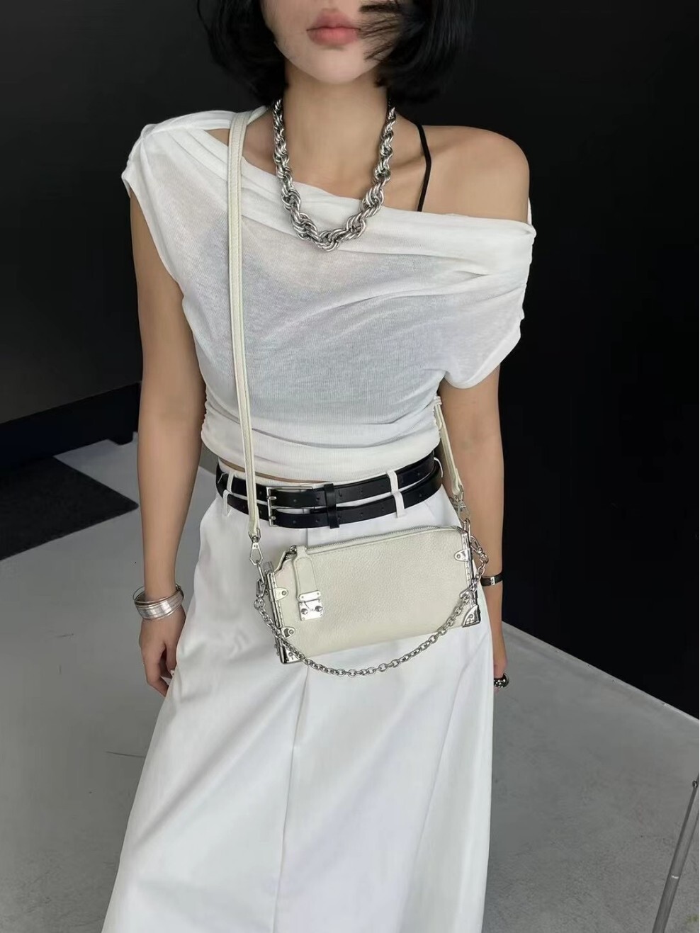 Free shipping designer bag 2025 High End Lock Chain Underarm Bag For Women New Soft Leather Fashion Versatile Bag Single Shoulder Bag Crossbody Bag
