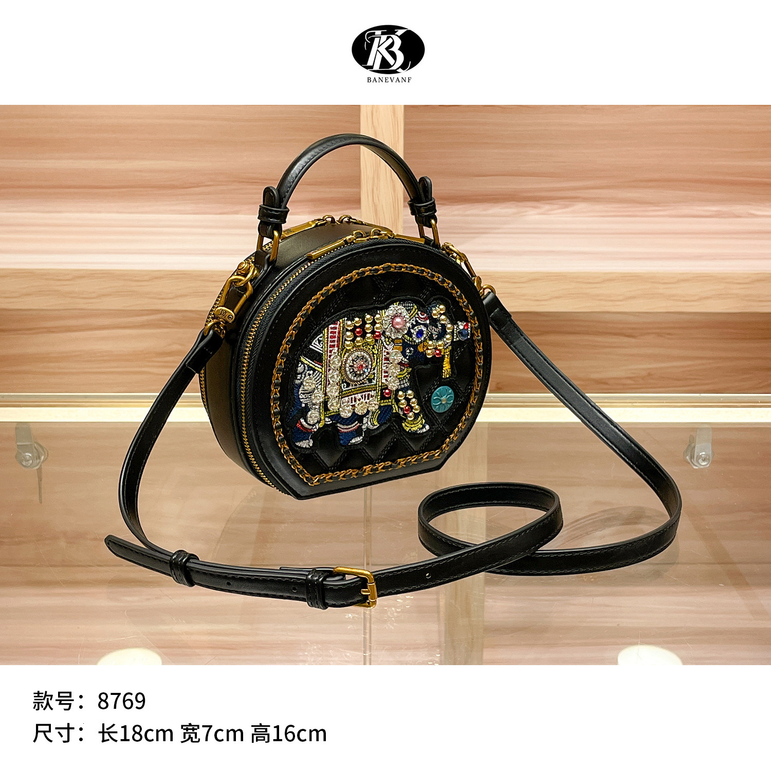 Free shipping designer bag 2025 Round Cake Bag For Women New Versatile Bag Embroidered Quilted Bag Fashion Handbag Shoulder Bag Crossbody Small Bag