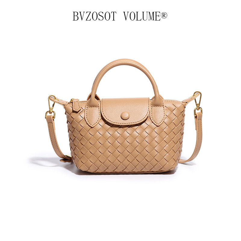 Hand knitted style bag, fashionable single shoulder dumpling shaped for commuting with sense of high end and affordable a hand - held bag