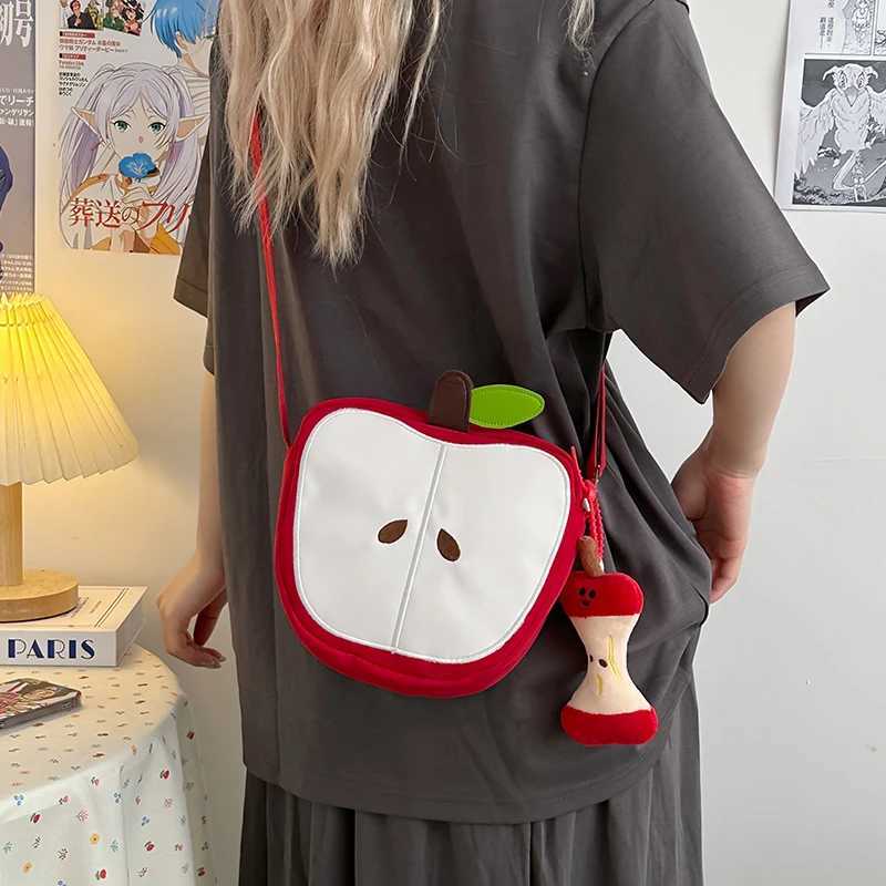 Japanese Style Lightweight Crossbody Bag Fem Cute Apple Bag Carto Casual Wern Style Niche Cloth Bag Student Shoulder Bag Y250722