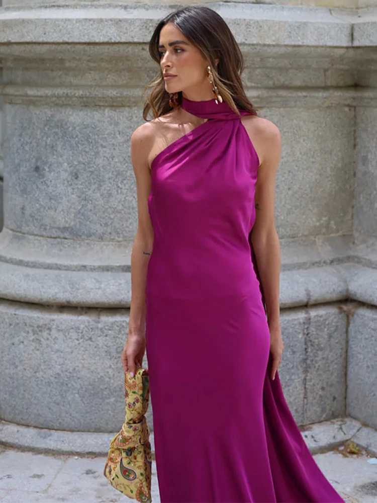 Fashion Solid Satin Halter Maxi Dress for Women Scarf Collar Backless Sleeveless Long Dress Lady Holiday Evening Party Dresses XJ250722