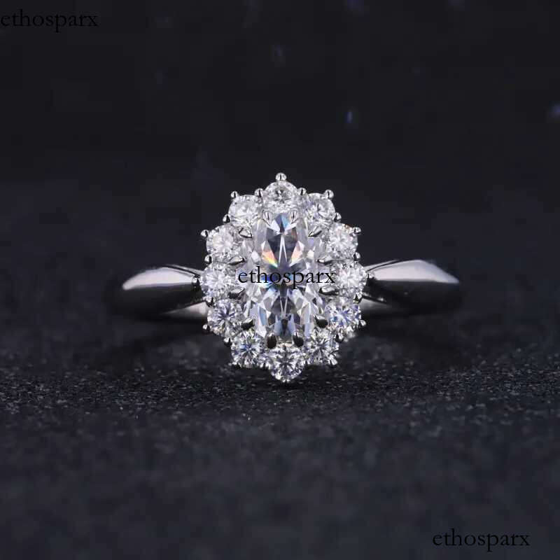 Starsgem Custom Diamond Wedding Ring Woman S925 10K 14K 18K Gold Fine Jewelry Engagement Moissanite Ring