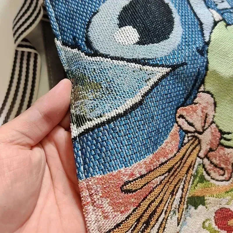 Disney Pooh Bear Shoulder Bags Cute Cartoon Winnie Retro High-capacity Canvas Outdoor Storage Bag Women Girl Handbags Beach Bag W250722