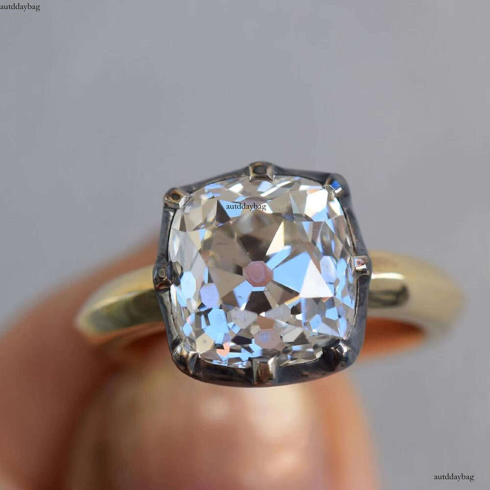 Embedded frame set of silica engagement with dragon and 3.00 Ct antique pad cutting wedding old mine diamond ring
