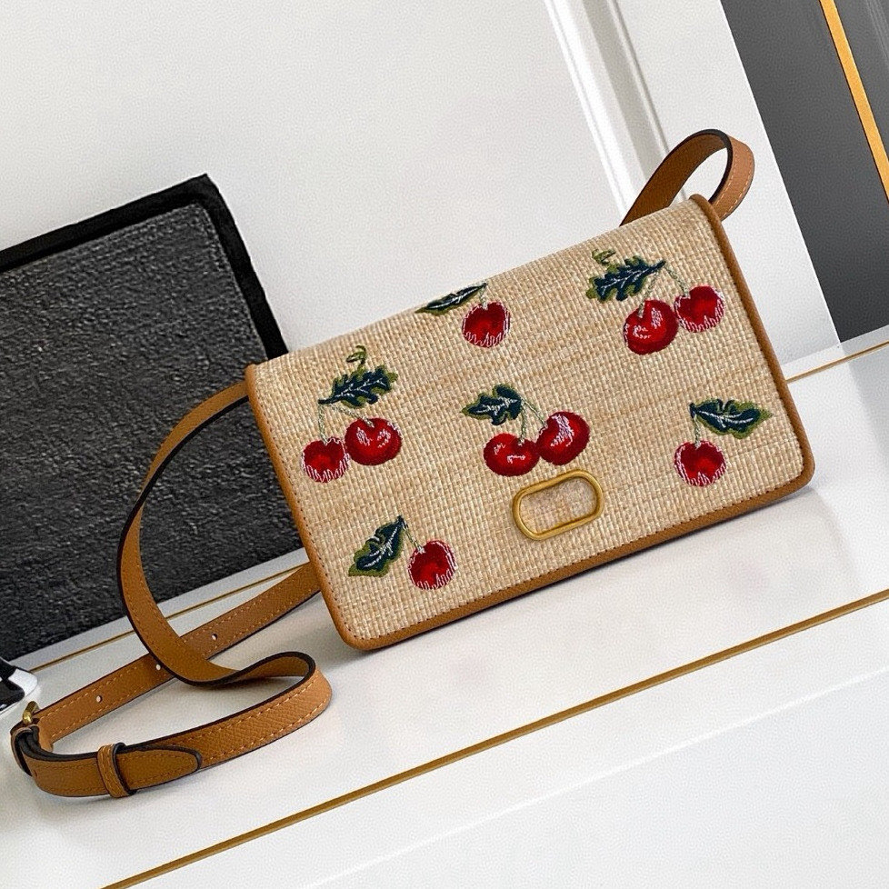 Cherry Embroidery Shoulder Bags Straw And Real Leather Lovely Crossbody Messenger Bag Designer New 20cm Girl Sling Bag Purses And Handbags Unique Flap Purse 3282
