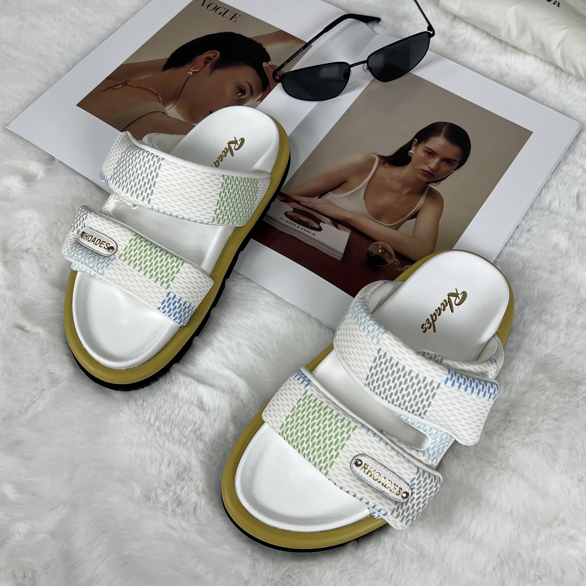 New slippers summer L family presbydo beach shoes Velcro platform sandals V family versatile women's shoes