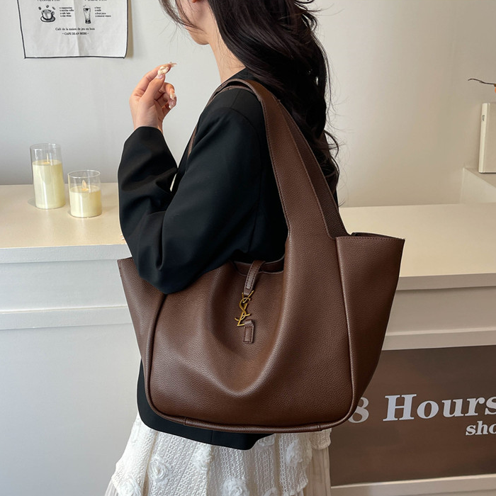 Designer Bag Shoulder Bag Luxury Bag Purse Tote Classic Logo Women's Tramp Bag High Quality Leather Large Capacity Crossbody Black Shopping Handb