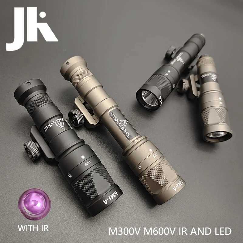 300V 600V White LED Light IR Tactical Scout Light Weapon Hunting Flashlight with Constant Function and Moment Switch W250722