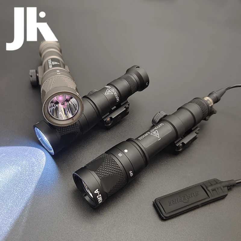 300V 600V White LED Light IR Tactical Scout Light Weapon Hunting Flashlight with Constant Function and Moment Switch W250722