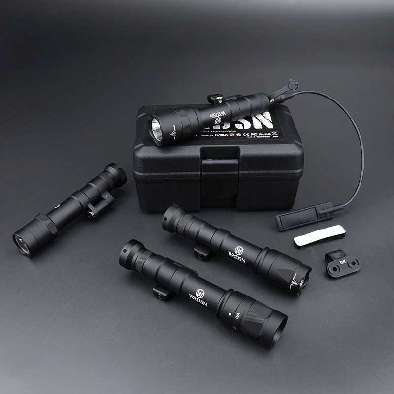 Tactical M640 Search Light Airsoft Metal Hunting Weapon Flashlight With Side Mount Rail Base Compatible with MLOK/KEYMOD/Picatinny Rail W250722