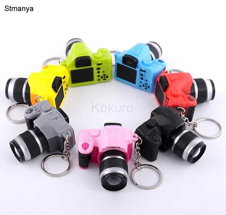 New Mini SLR Model Camera Keychain Car Key Ring LED Flashlight Colorful Key Chain Best Party Gift Jewelry M250723