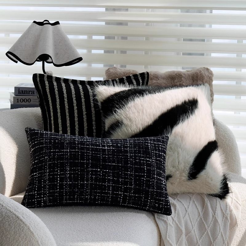 Designer French Light Luxury High-End Ins Black And White Pillowcase Living Room Modern Sofa Simple Pillow Bedside Nordic Cushion (not including Inser