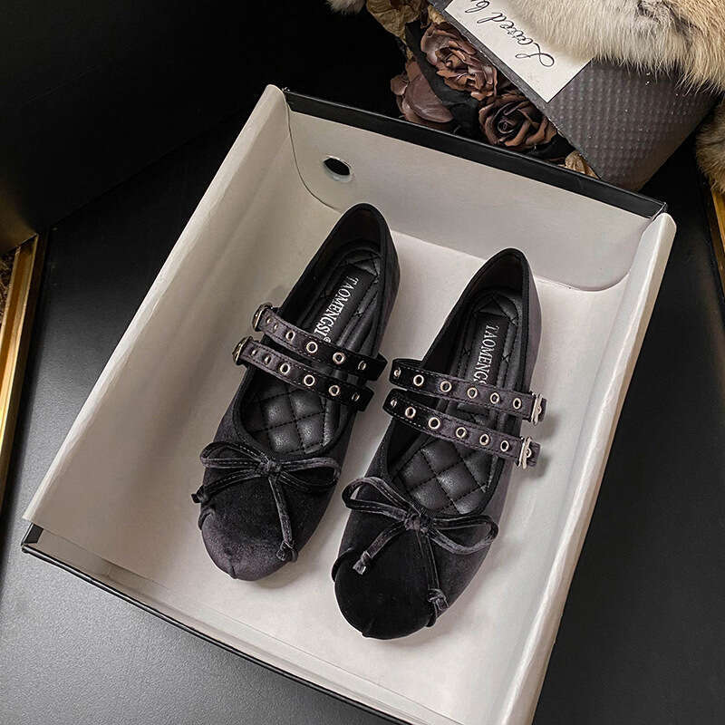 35-43 Plus Size Runaway Princess French Style Soft Sole Mary Jane for Women Fairy Bow Velvet Large Single Shoes