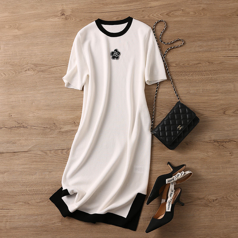 2025 Summer Hepburn Style Camellia Beaded Split Ice Silk Knitted Short Sleeve Dress for Women Plus Size Slim Fit Bodycon Dress 250723
