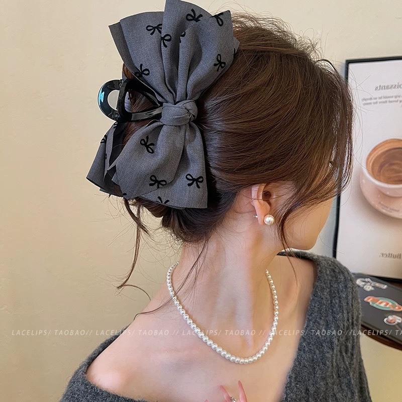 High end black bubble bow hair clip, large size hair display, large hair volume, back of the head bun hair, shark clip hair accessory