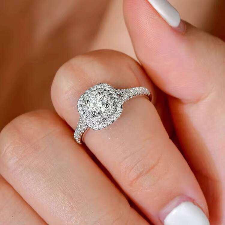 Hot Selling 2ct Engagement Jewelry 14K White Gold D/VVS Clarity Moissanite Dia 2 Rows Iced Out Wedding Ring for Women Men